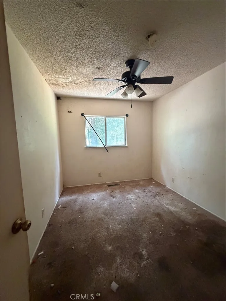 14762 Masterson Magalia, CA 95954