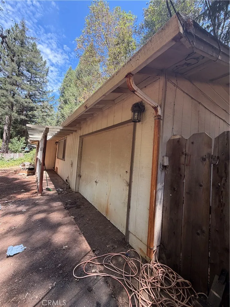 14762 Masterson Magalia, CA 95954