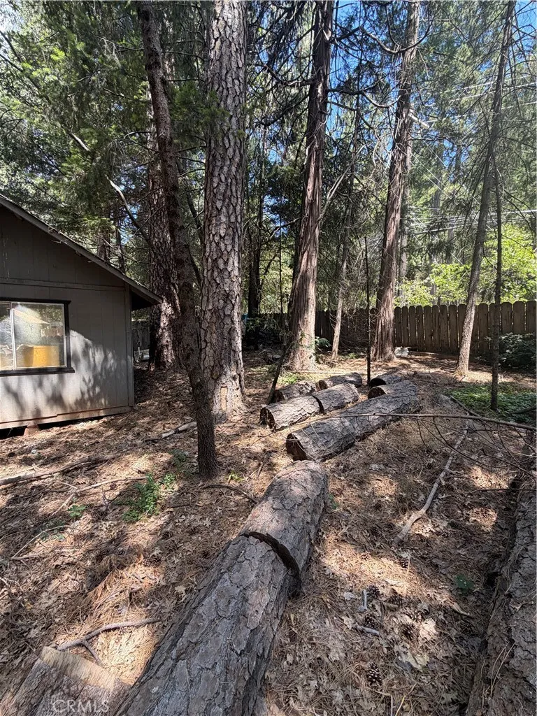 14762 Masterson Magalia, CA 95954
