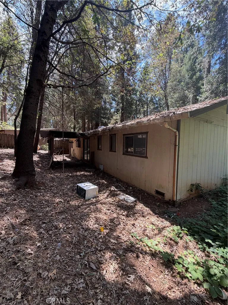 14762 Masterson Magalia, CA 95954