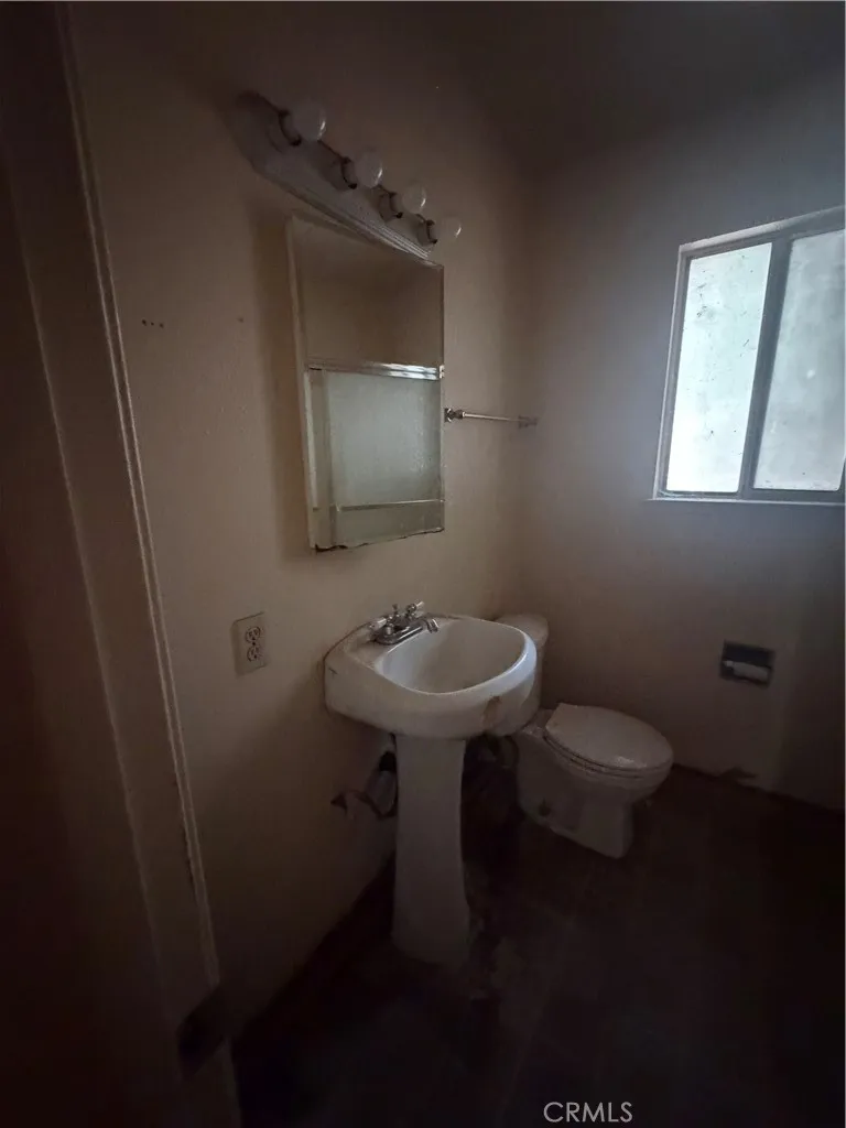 14762 Masterson Magalia, CA 95954