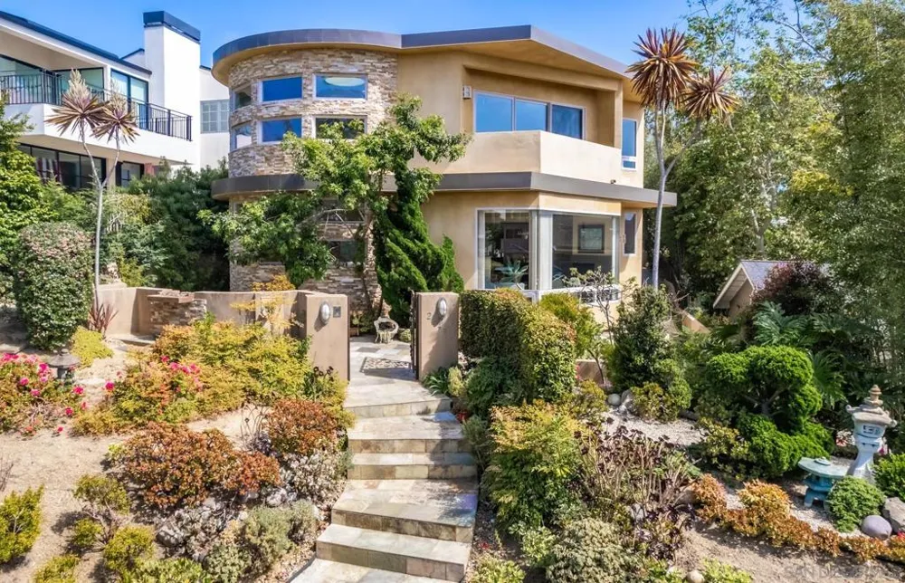2247 El Amigo Rd Del Mar, CA 92014
