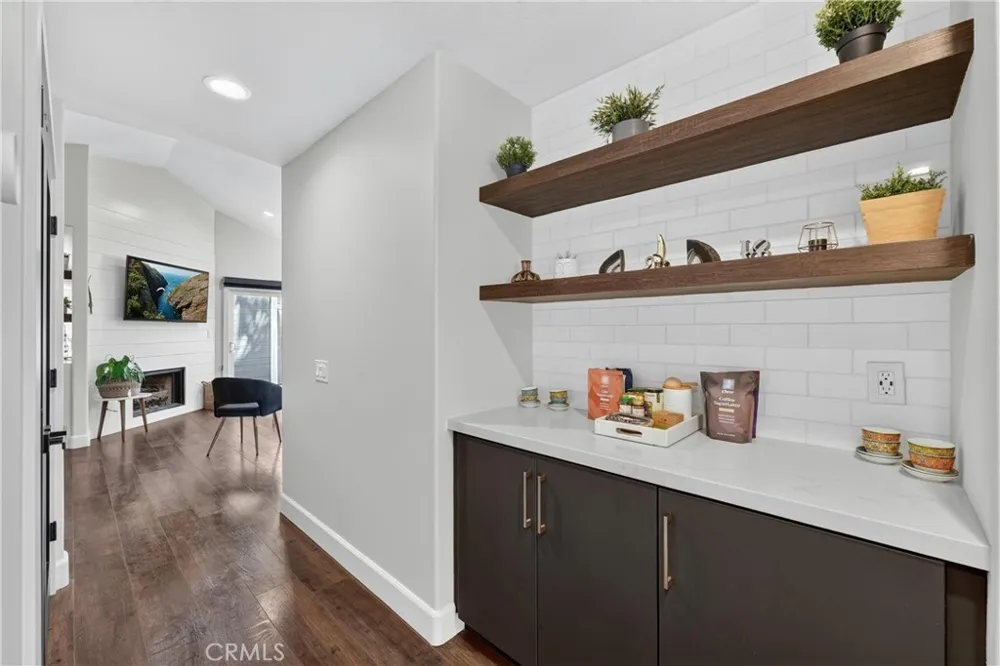 16 Deer Creek Lane Laguna Hills, CA 92653