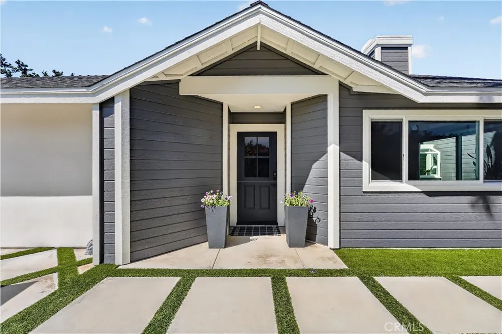 16 Deer Creek Lane Laguna Hills, CA 92653