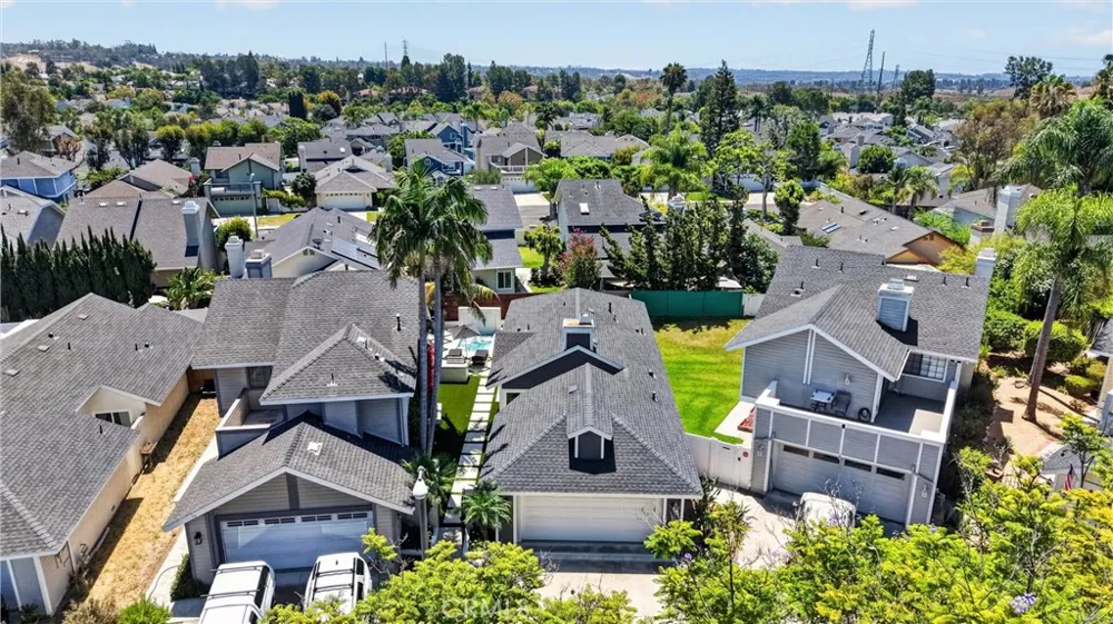 16 Deer Creek Lane Laguna Hills, CA 92653