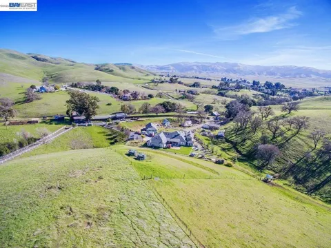 3329 Little Valley Rd