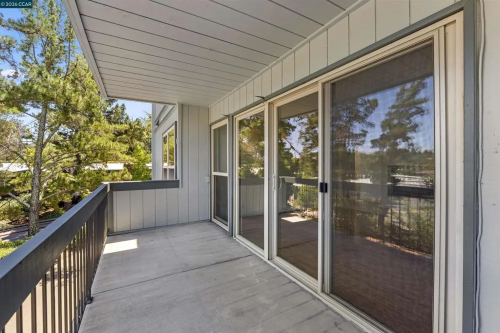 2091 Ascot Dr. #130 Moraga, CA 94556