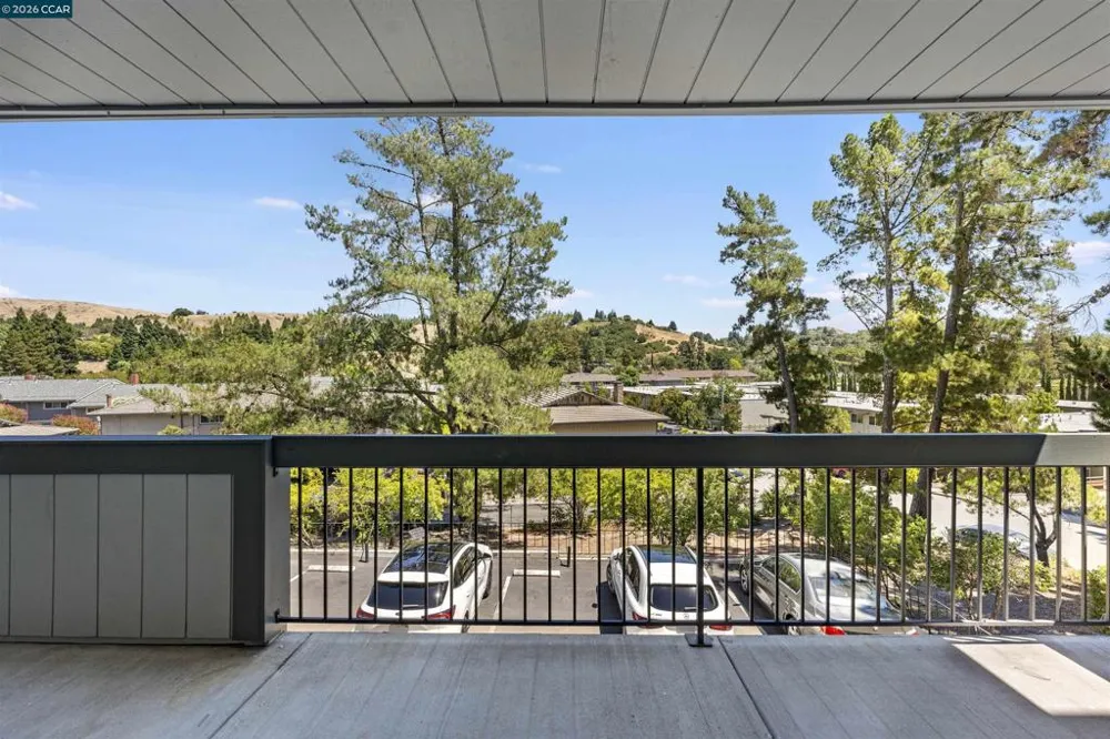 2091 Ascot Dr. #130 Moraga, CA 94556