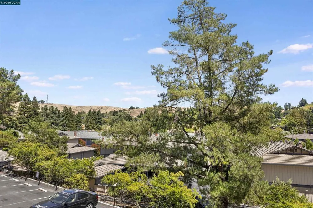 2091 Ascot Dr. #130 Moraga, CA 94556