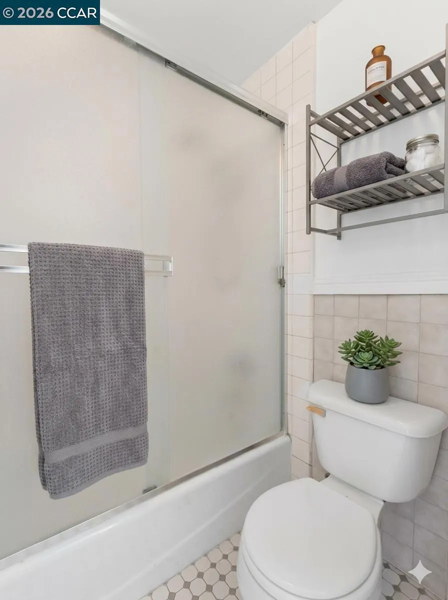 2091 Ascot Dr. #130 Moraga, CA 94556