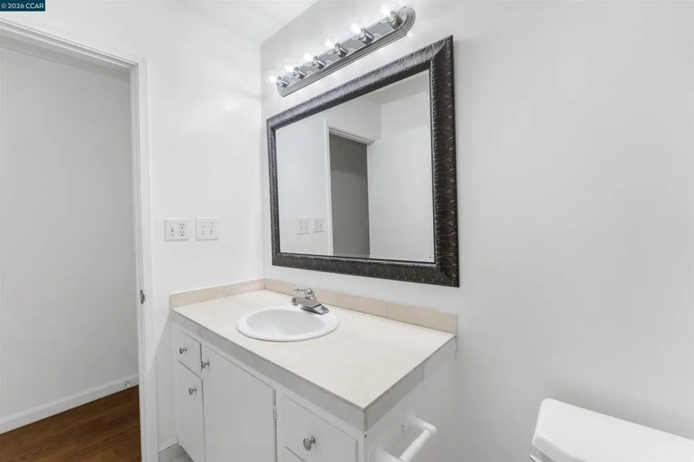 2091 Ascot Dr. #130 Moraga, CA 94556