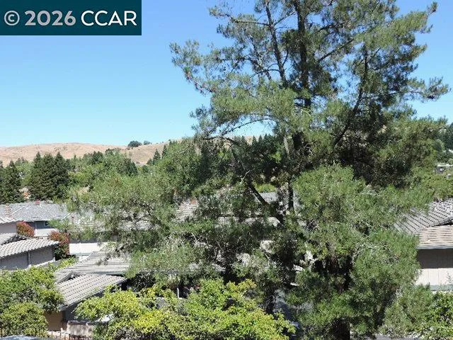 2091 Ascot Dr. #130 Moraga, CA 94556