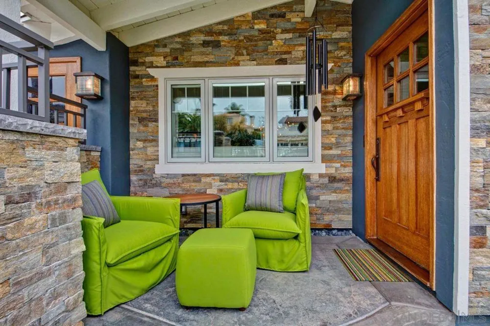 332 N Sierra Ave Solana Beach, CA 92075
