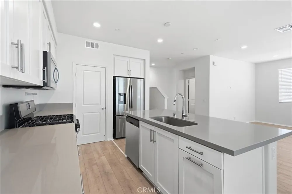 1803 Sonata La Habra, CA 90631