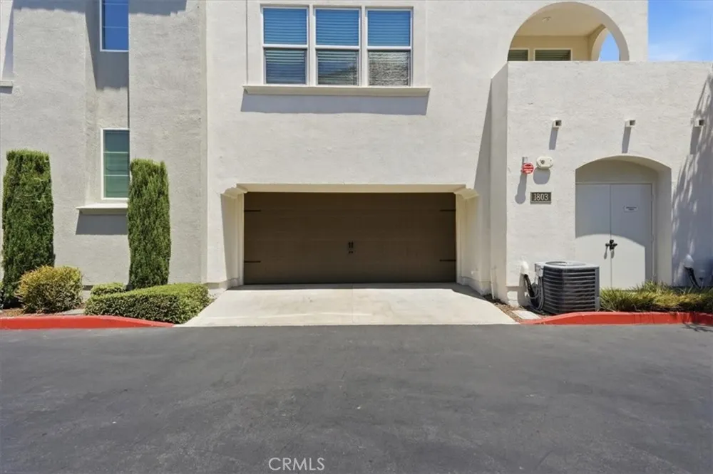 1803 Sonata La Habra, CA 90631