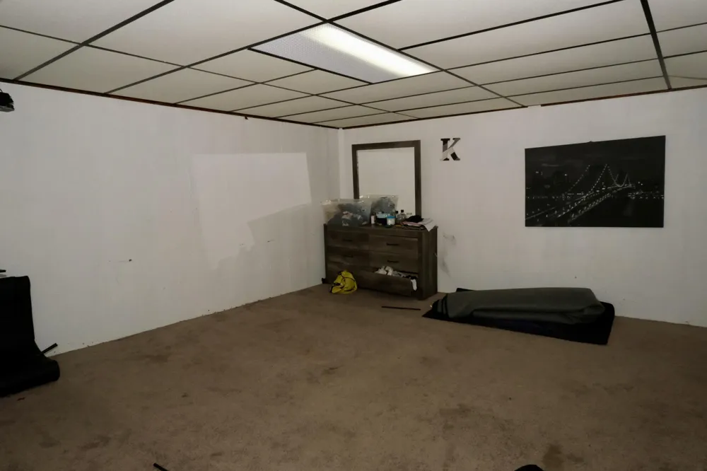 32155 Columbus Drive Warren, MI 48088