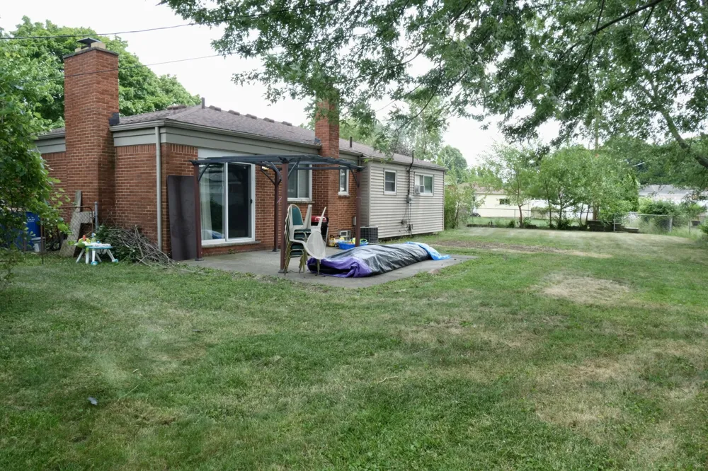 32155 Columbus Drive Warren, MI 48088