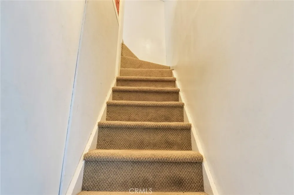 624 S Victoria Corona, CA 92879