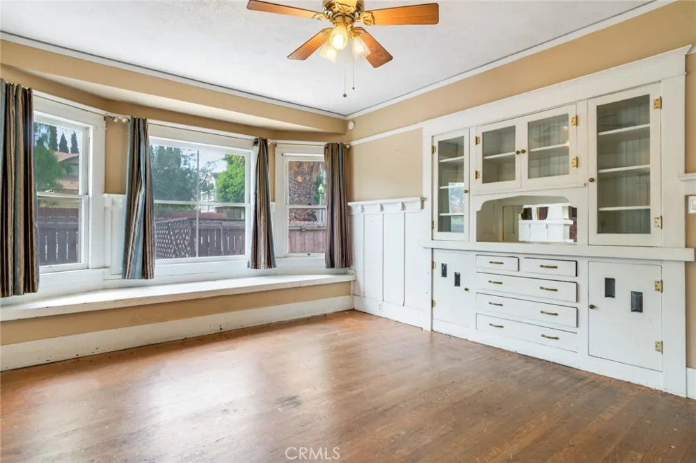 624 S Victoria Corona, CA 92879