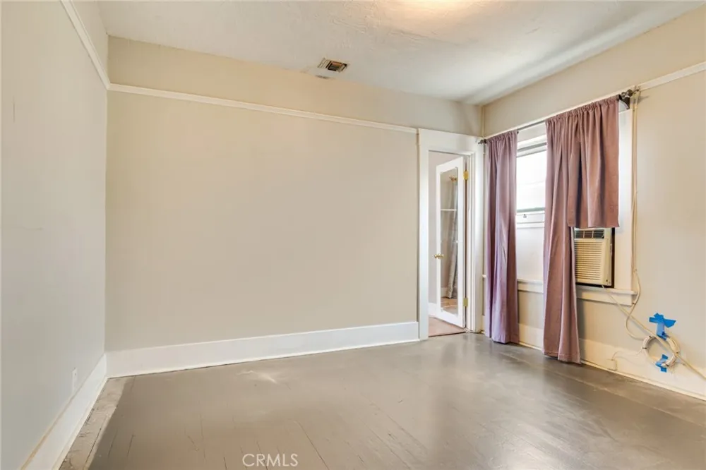 624 S Victoria Corona, CA 92879