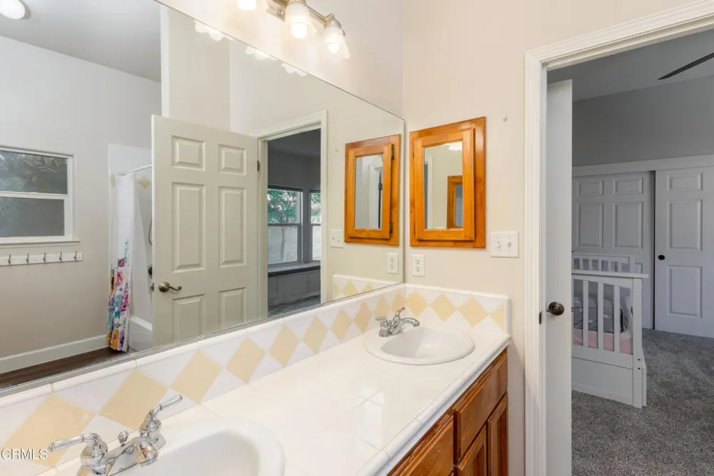 10503 Hinderhill Drive Bakersfield, CA 93312