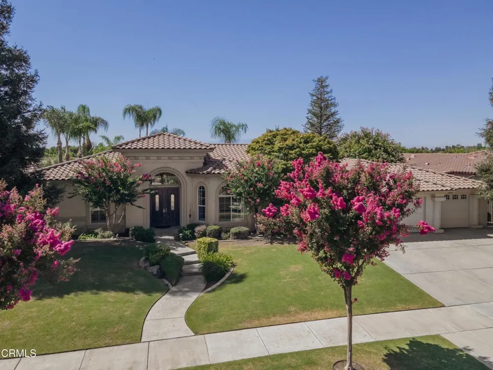 10503 Hinderhill Drive Bakersfield, CA 93312