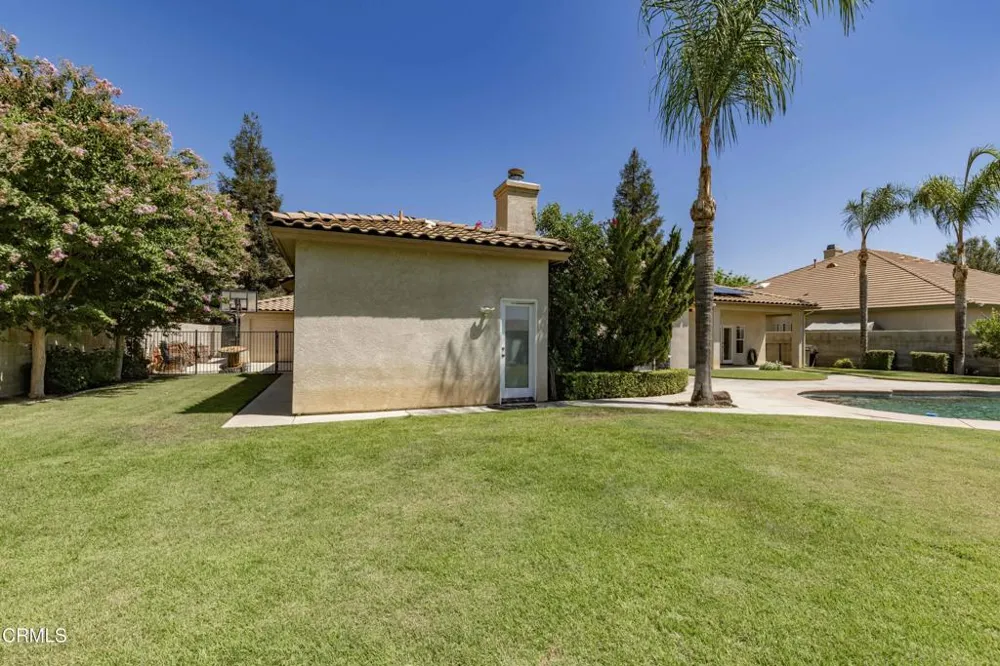 10503 Hinderhill Drive Bakersfield, CA 93312