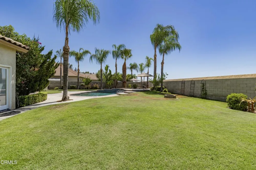 10503 Hinderhill Drive Bakersfield, CA 93312