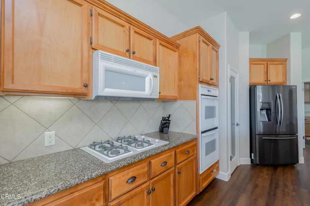 10503 Hinderhill Drive Bakersfield, CA 93312