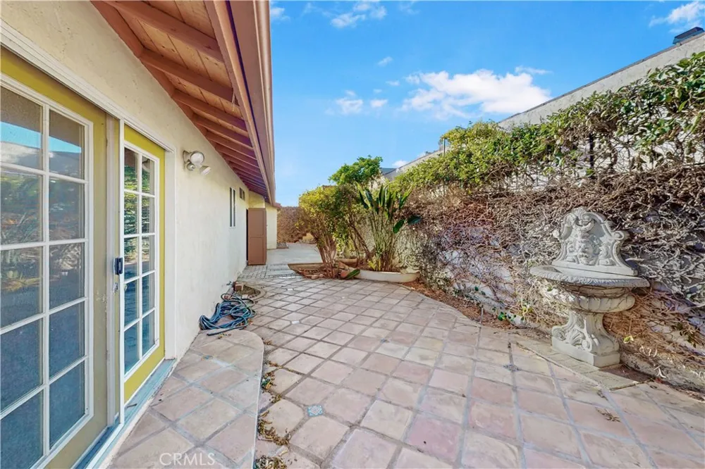 13489 Village Road Yucaipa, CA 92399