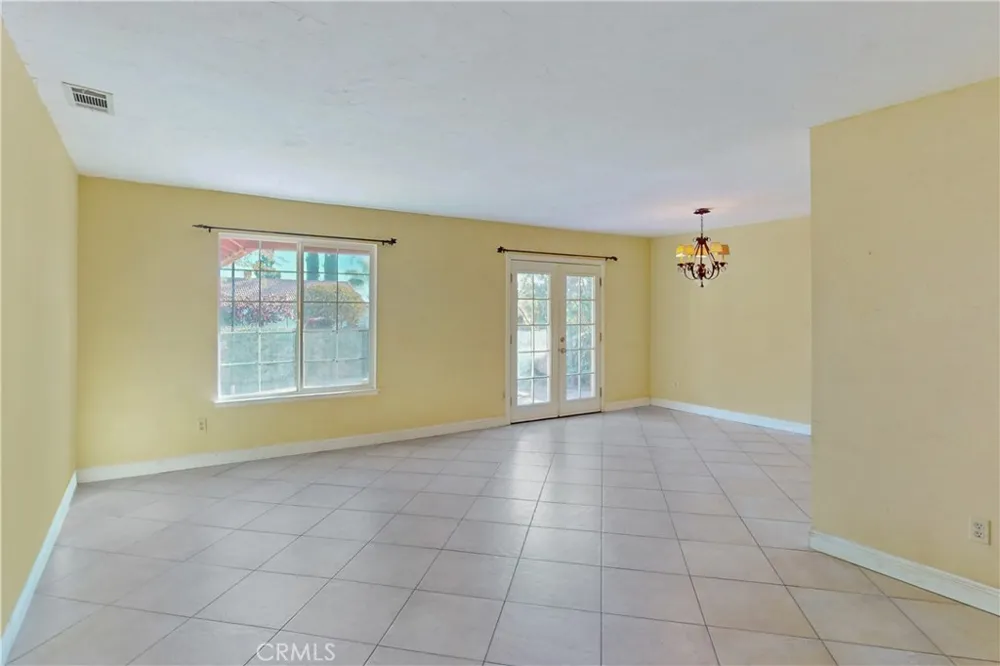 13489 Village Road Yucaipa, CA 92399