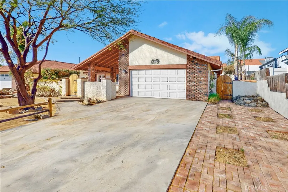 13489 Village Road Yucaipa, CA 92399