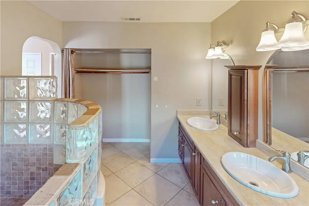 13489 Village Road Yucaipa, CA 92399