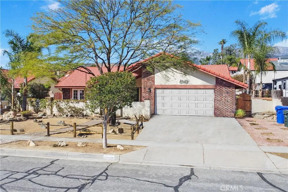 13489 Village Road Yucaipa, CA 92399