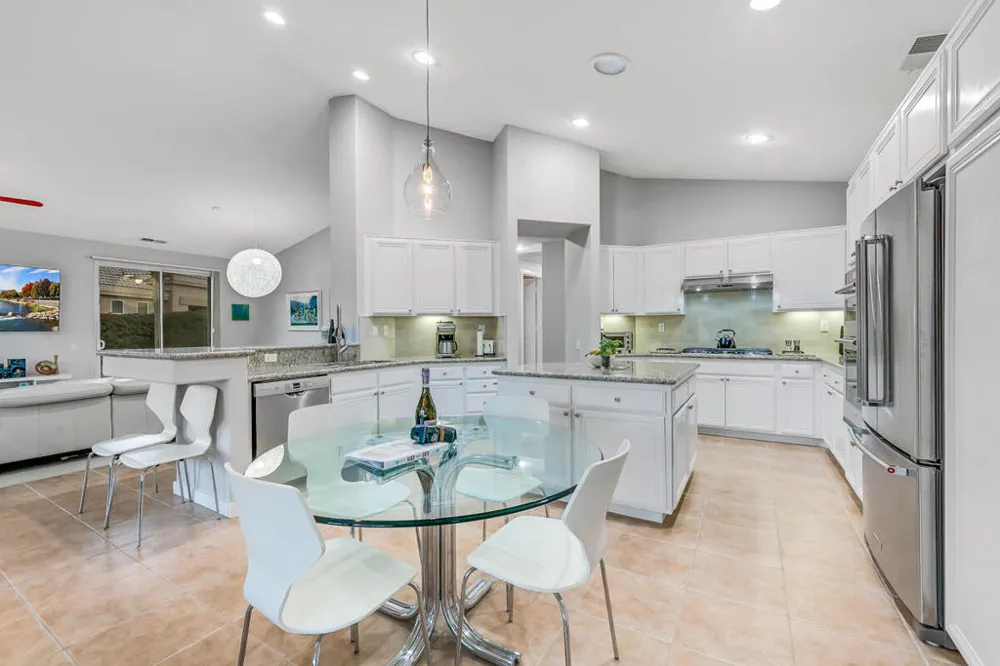 67361 Laguna Drive Cathedral City, CA 92234