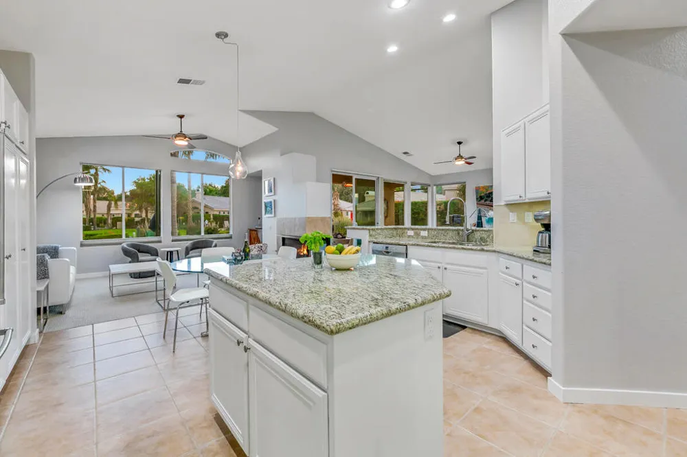 67361 Laguna Drive Cathedral City, CA 92234
