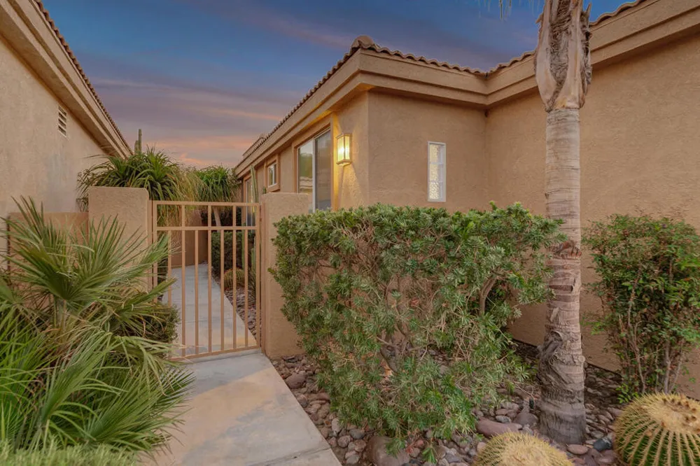 67361 Laguna Drive Cathedral City, CA 92234