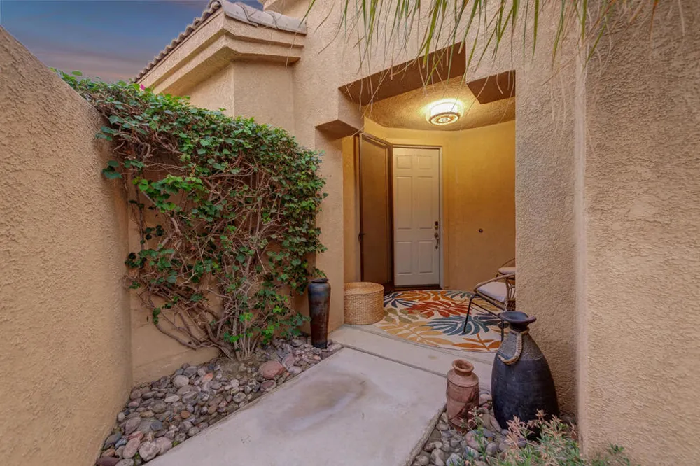 67361 Laguna Drive Cathedral City, CA 92234