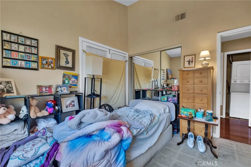 7402 Yellowtail Drive #201 Huntington Beach, CA 92648