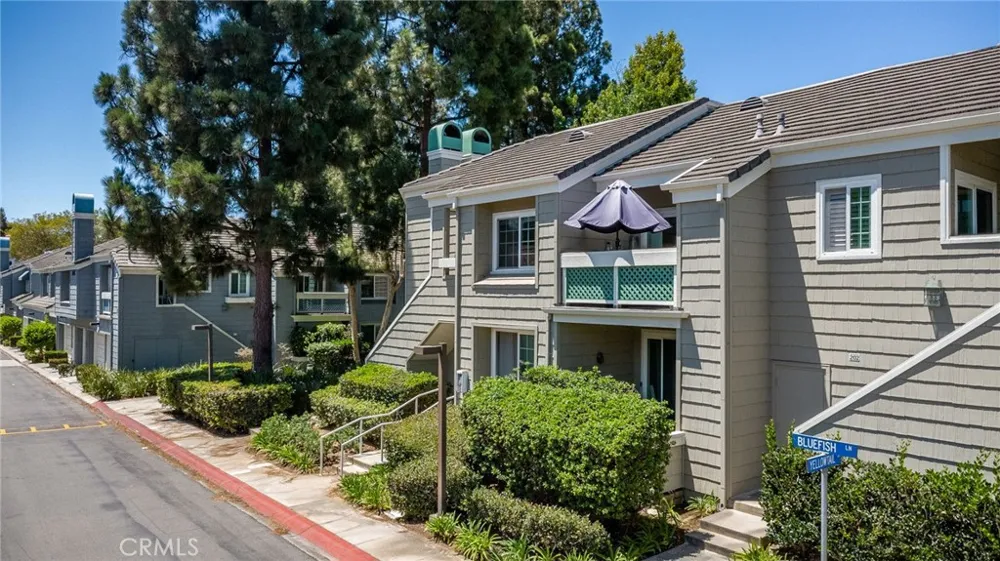 7402 Yellowtail Drive #201 Huntington Beach, CA 92648