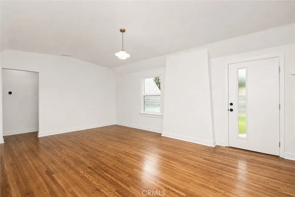 612 King Street Monrovia, CA 91006
