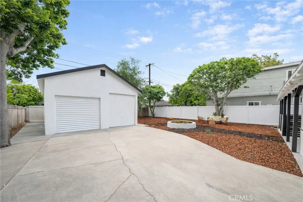 612 King Street Monrovia, CA 91006