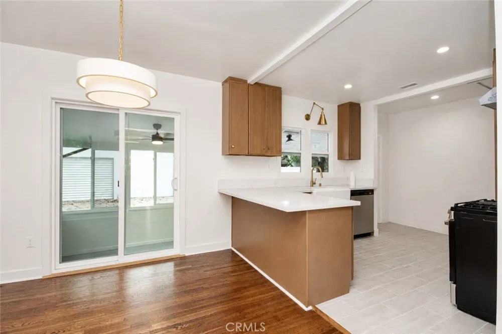 612 King Street Monrovia, CA 91006