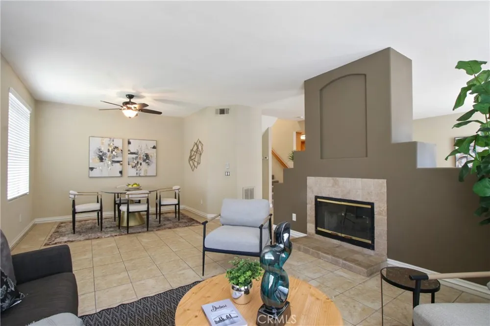 904 Turner #17 Ontario, CA 91764