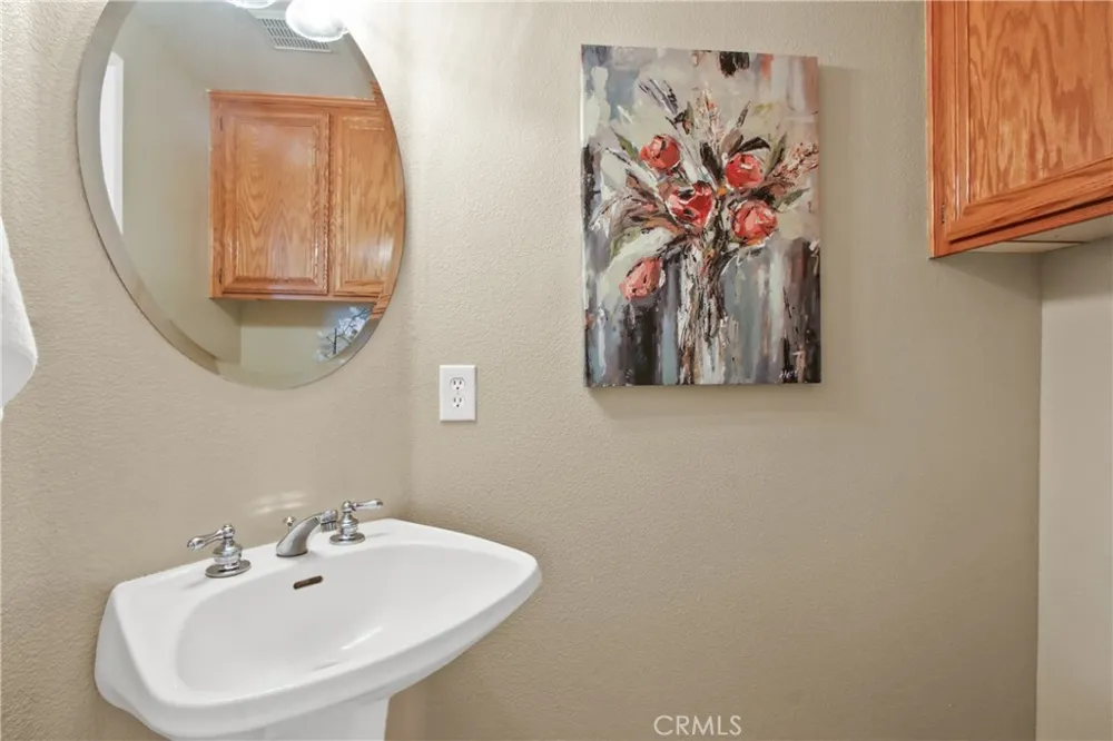 904 Turner #17 Ontario, CA 91764