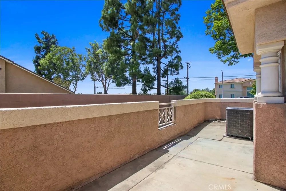 904 Turner #17 Ontario, CA 91764
