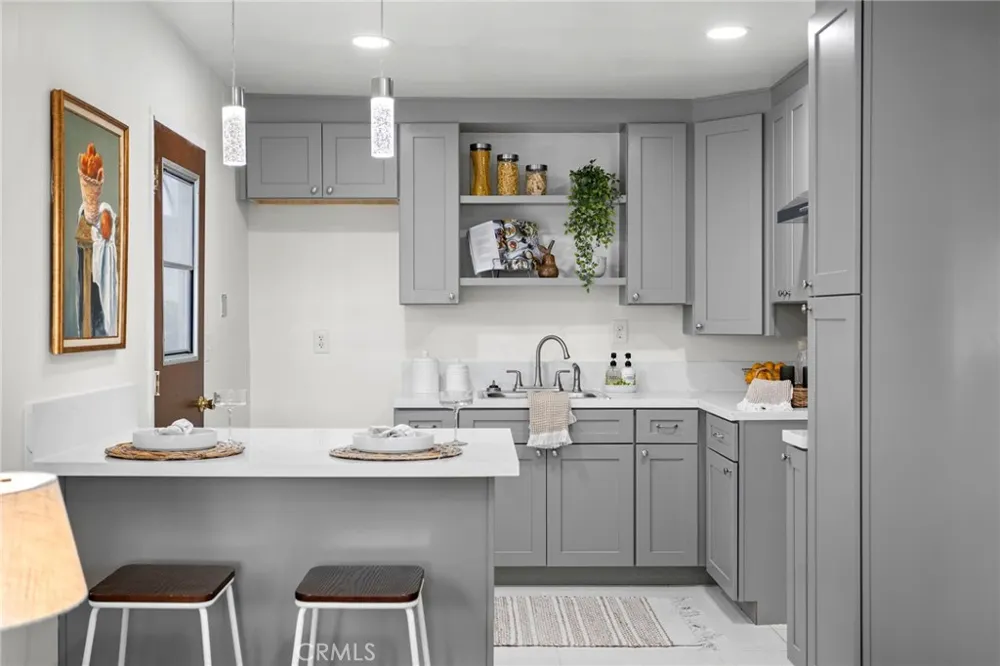 308 Pasadena Avenue Azusa, CA 91702