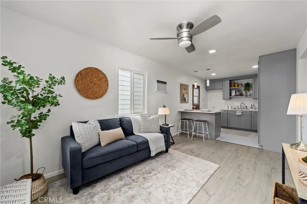 308 Pasadena Avenue Azusa, CA 91702