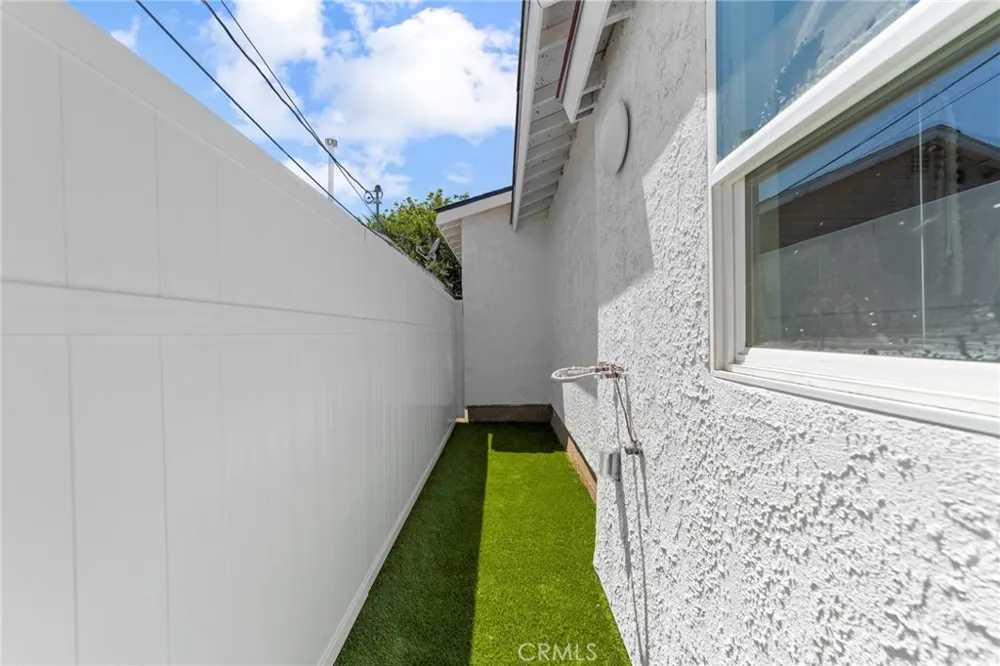 308 Pasadena Avenue Azusa, CA 91702