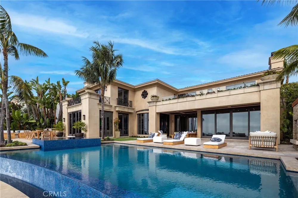 9 Sailcrest Newport Coast, CA 92657